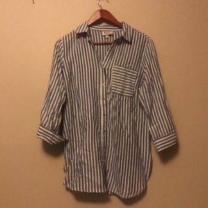 Women’s oversized linen dress shirt